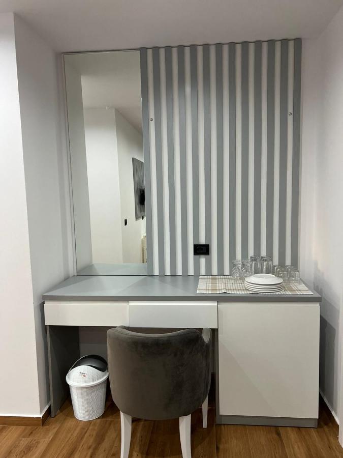Hotel Vila Herta Durrës Extérieur photo