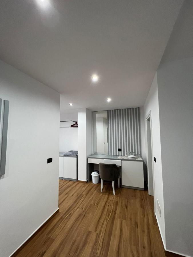 Hotel Vila Herta Durrës Extérieur photo