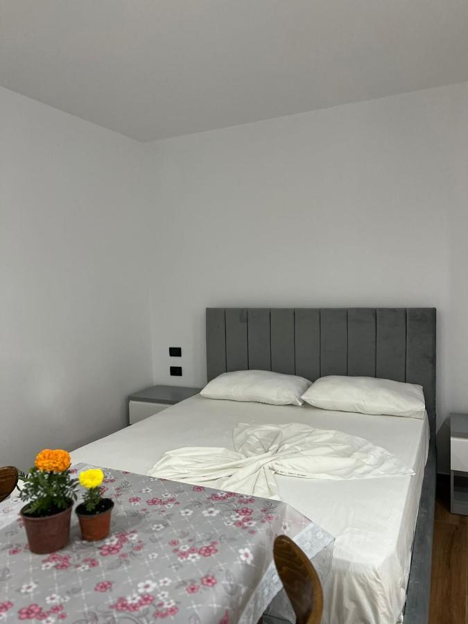 Hotel Vila Herta Durrës Extérieur photo
